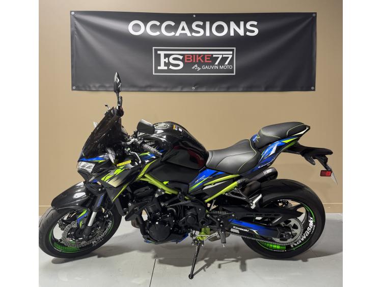 KAWASAKI Z 900