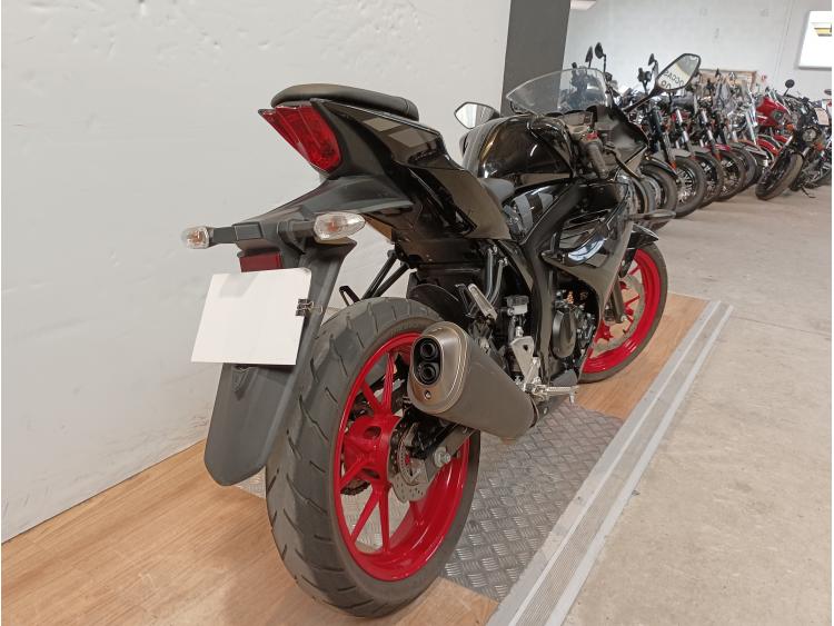 SUZUKI GSX-R 125