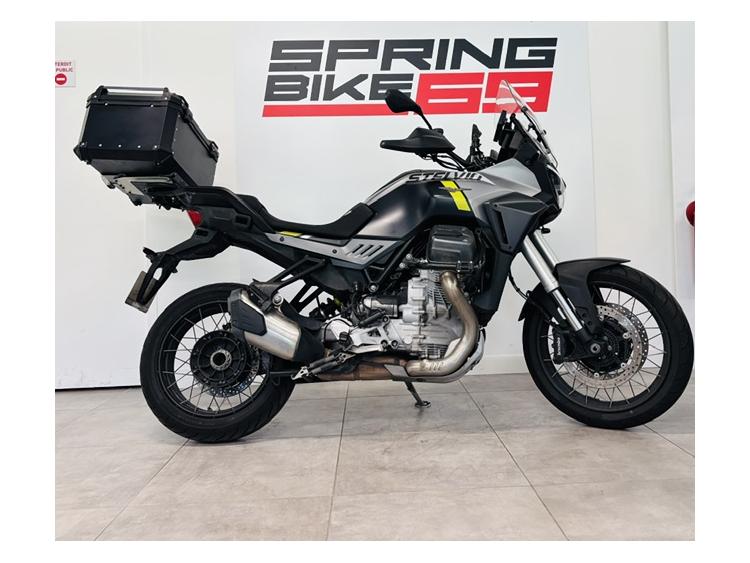 MOTO GUZZI STELVIO