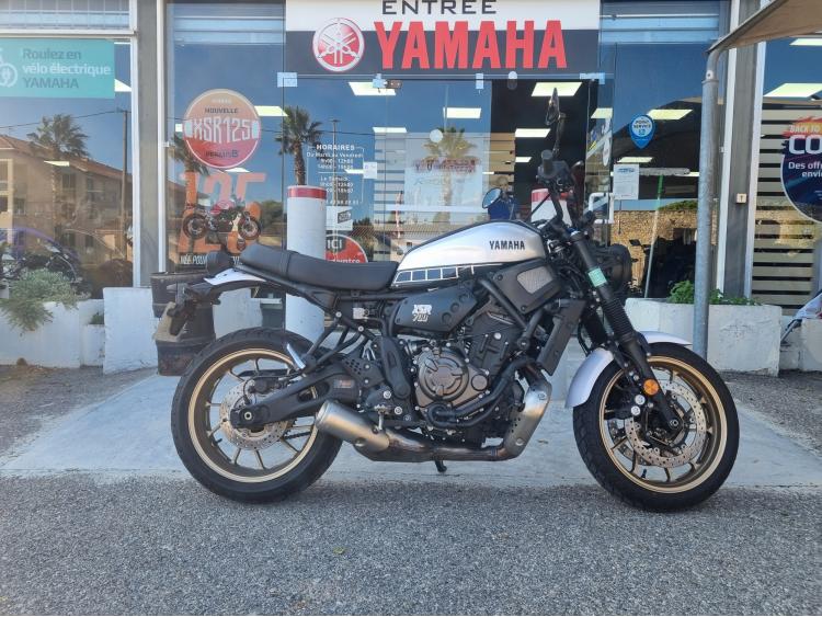 YAMAHA XSR 700 LEGACY