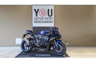YAMAHA YZF 1000 R1