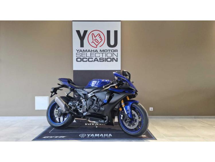 YAMAHA YZF 1000 R1