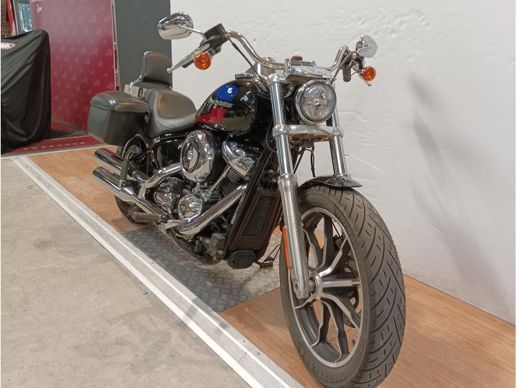 HARLEY DAVIDSON SOFTAIL LOW RIDER