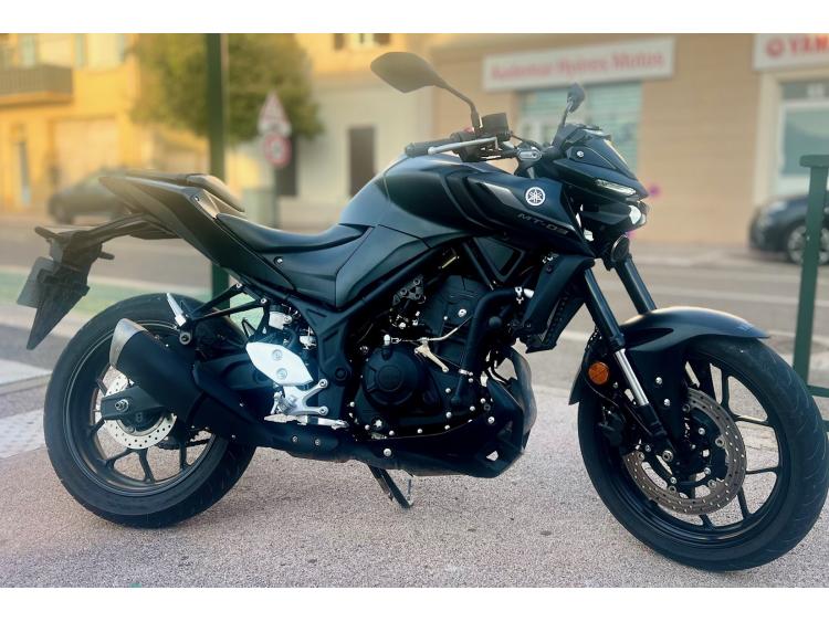 YAMAHA MT-03 300