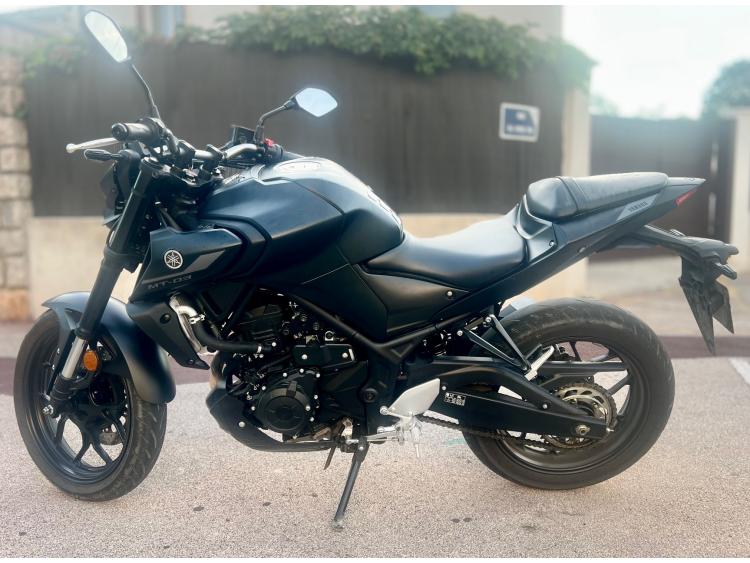 YAMAHA MT-03 300