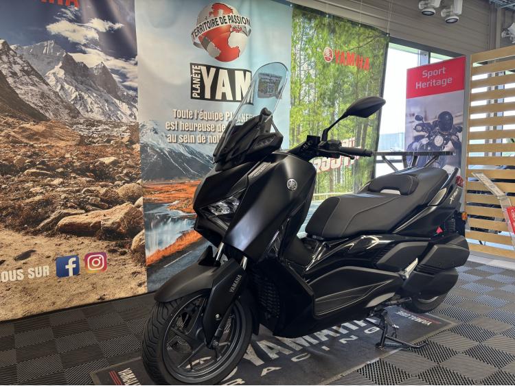 YAMAHA XMAX 300 Tech Max - GARANTIE CONSTRUCTEUR 10/25