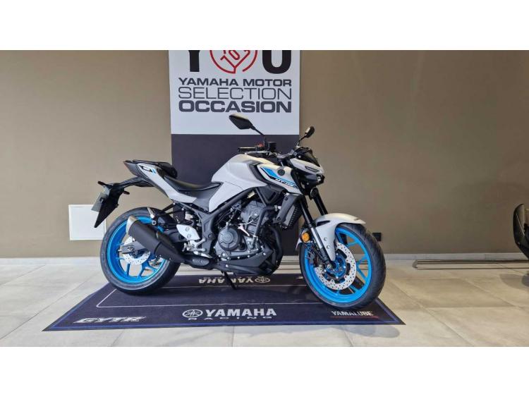 YAMAHA MT-03 300 118 € / mois