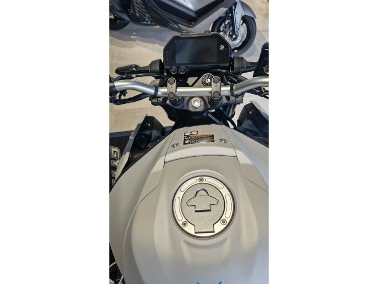 YAMAHA MT-03 300 118 € / mois