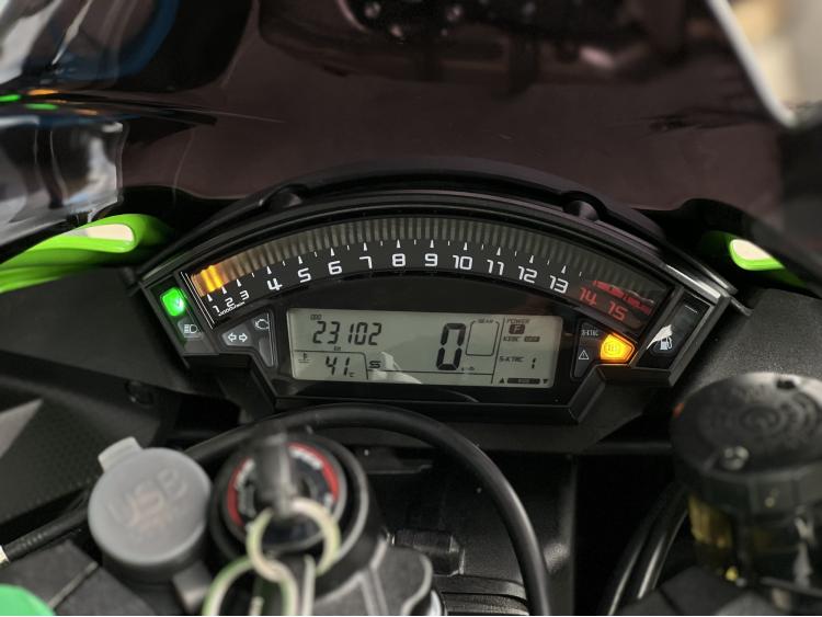 KAWASAKI ZX-10R KRT
