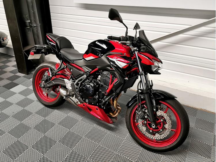 KAWASAKI Z 650 - Permis A2 - Z650 - 1ère main
