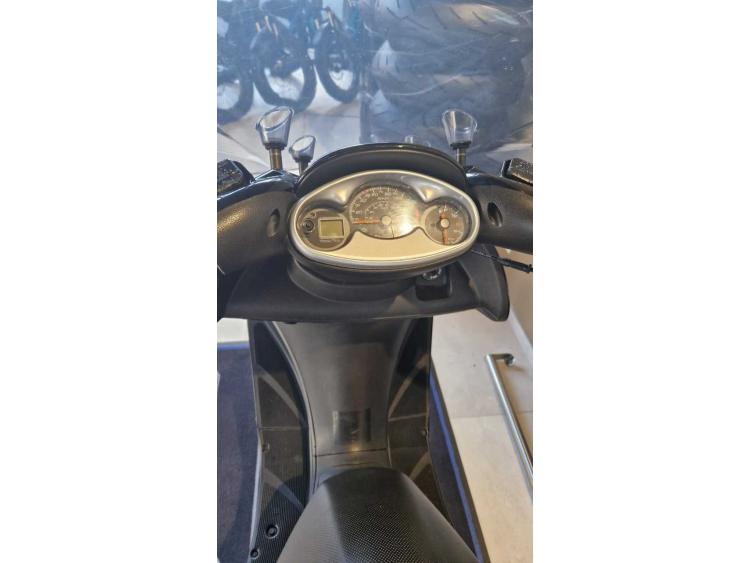 YAMAHA MAJESTY 125