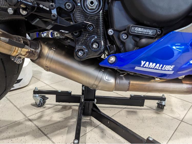 YAMAHA YZF-R7 PISTE TOUTES OPTIONS 