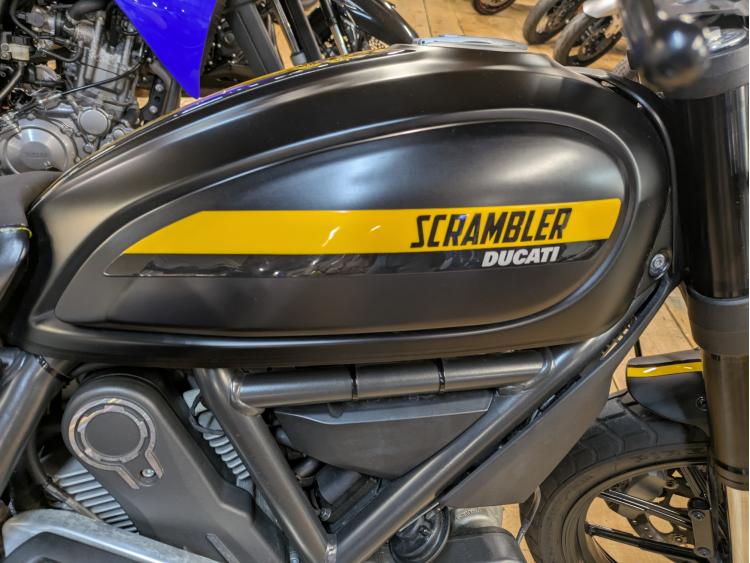 DUCATI SCRAMBLER 800