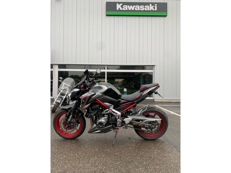 KAWASAKI Z 900