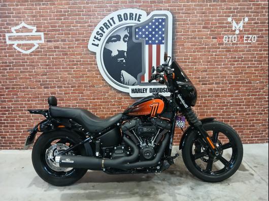 HARLEY-DAVIDSON SOFTAIL STREET BOB 1868