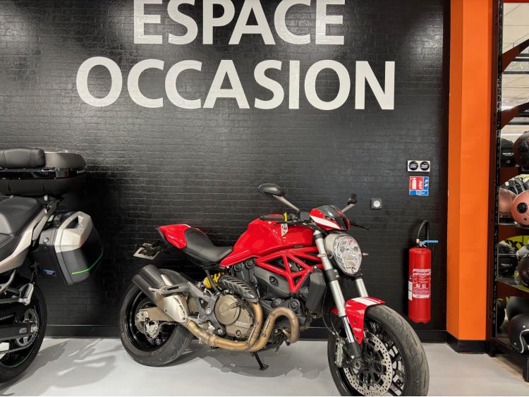 DUCATI MONSTER 821