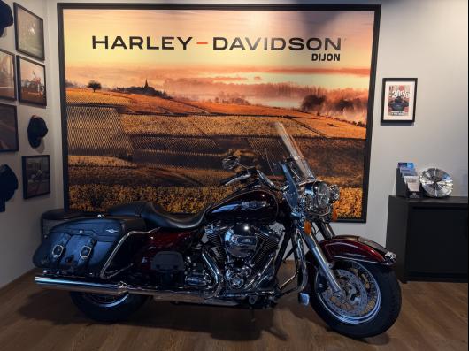 HARLEY-DAVIDSON TOURING ROAD KING 1690 CLASSIC