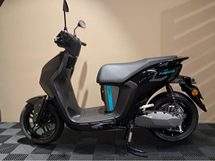 YAMAHA NEO'S 50 ELECTRIQUE Dual Battery