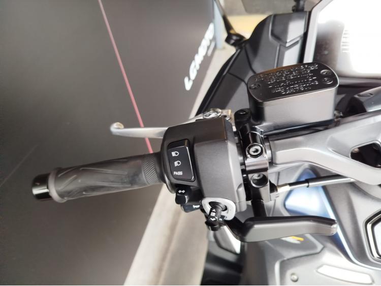 YAMAHA XP T-MAX 560