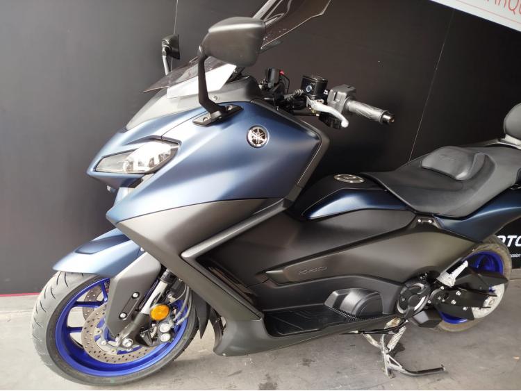 YAMAHA XP T-MAX 560