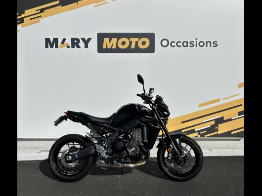 YAMAHA MT-09