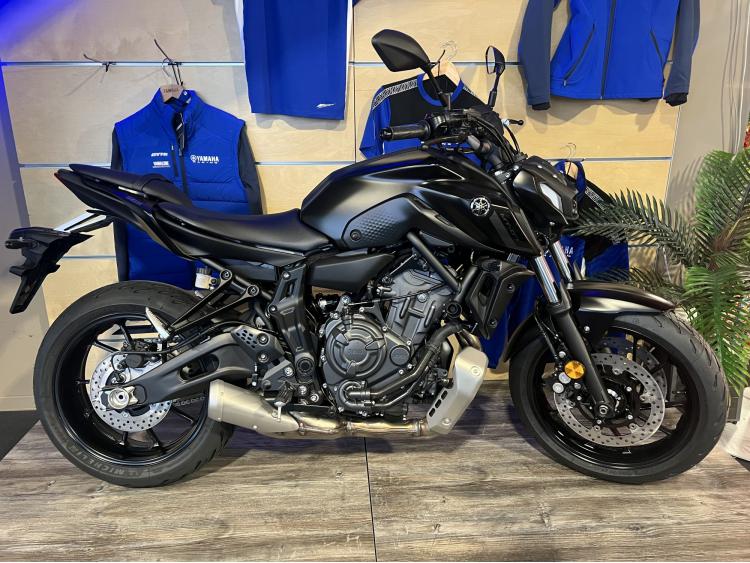 YAMAHA MT-07 2024 NEUVE