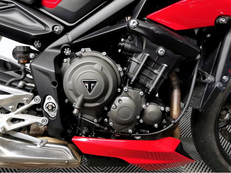 TRIUMPH STREET TRIPLE 660 S A2 - 660S 