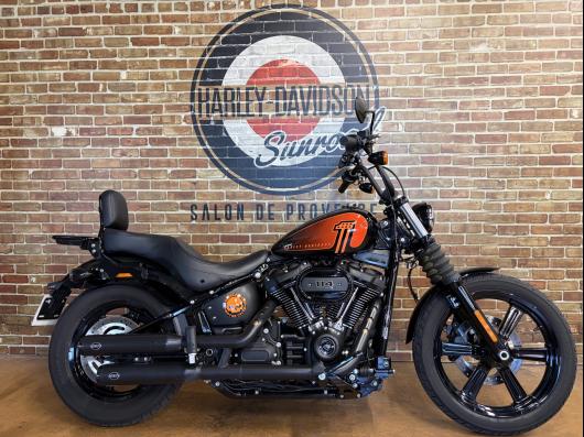 HARLEY-DAVIDSON SOFTAIL STREET BOB 1868