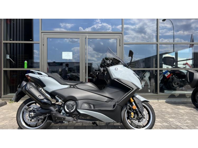 YAMAHA XP T-MAX 560 TECH MAX