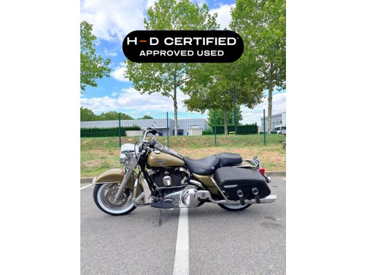 HARLEY-DAVIDSON TOURING ROAD KING 1584