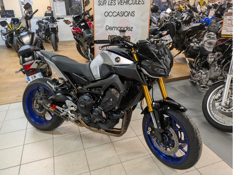 YAMAHA MT-09 SP
