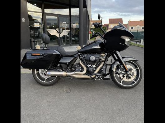 HARLEY-DAVIDSON TOURING ROAD GLIDE 1923