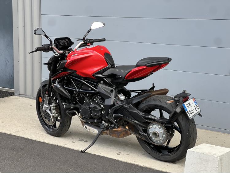MV AGUSTA BRUTALE 800 R - A2