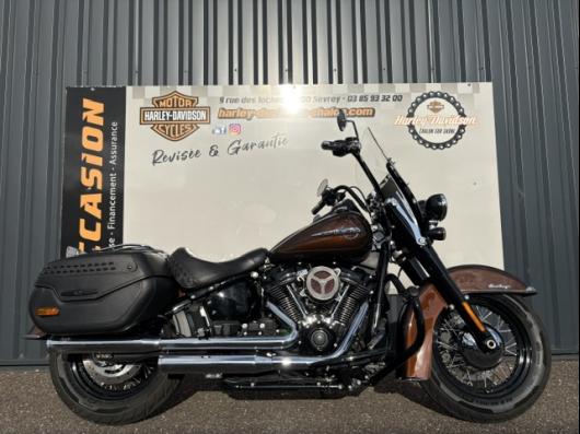 HARLEY-DAVIDSON SOFTAIL HERITAGE 1868 CLASSIC