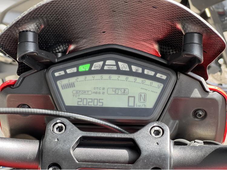 DUCATI HYPERMOTARD 939 SP