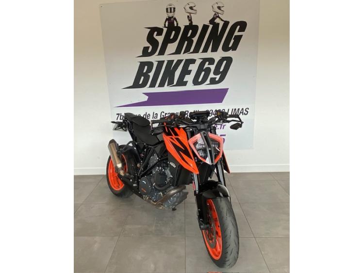 KTM 1290 SUPER DUKE R