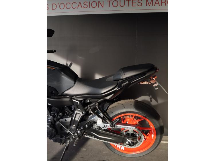 YAMAHA MT-07 (47.5CV)