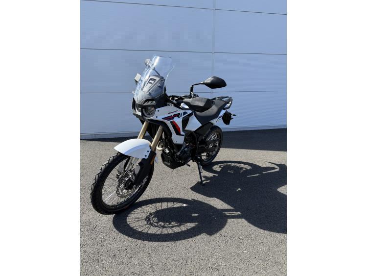 QJ MOTOR SRT 125 DX