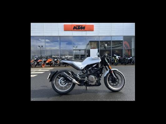 photo-annonce-husqvarna-401-vitpilen-a2_67b5de535be43492884672.jpg