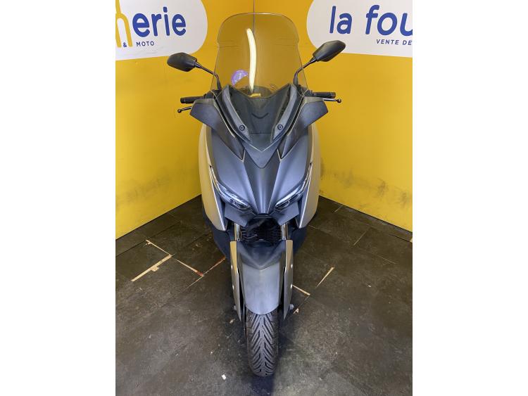 YAMAHA X-MAX 125 / XMAX 125