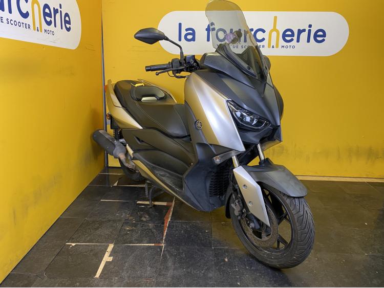 YAMAHA X-MAX 125 / XMAX 125