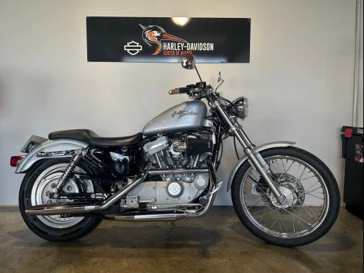 HARLEY-DAVIDSON SPORTSTER CUSTOM 883