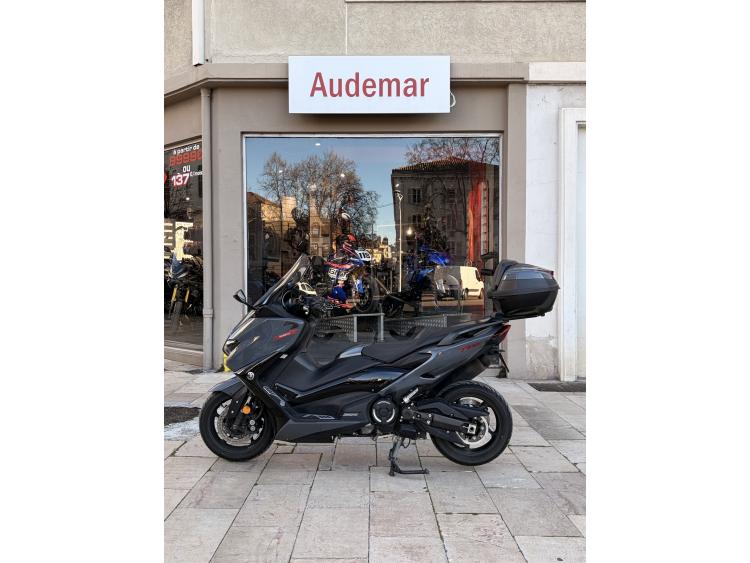 YAMAHA XP T-MAX 560 TECH MAX