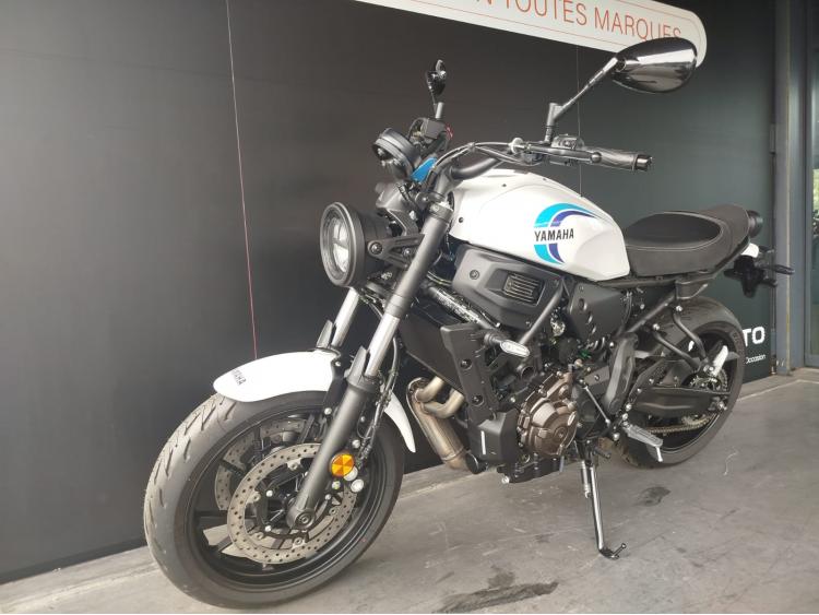 YAMAHA XSR 700 35KW (A2) - occasion neuve.