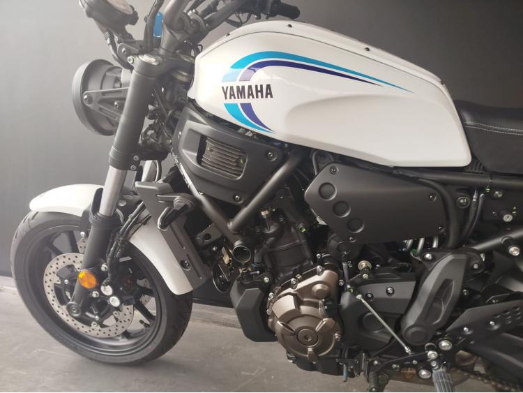 YAMAHA XSR 700 35KW (A2) - occasion neuve.