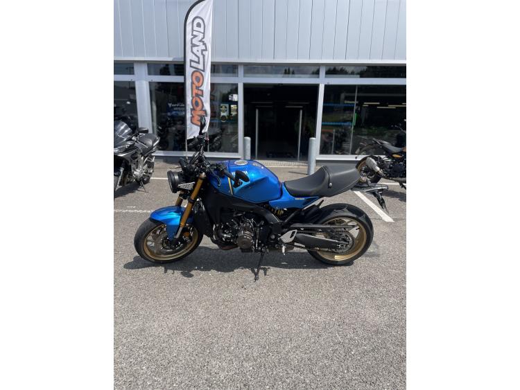 YAMAHA XSR 900 ABS