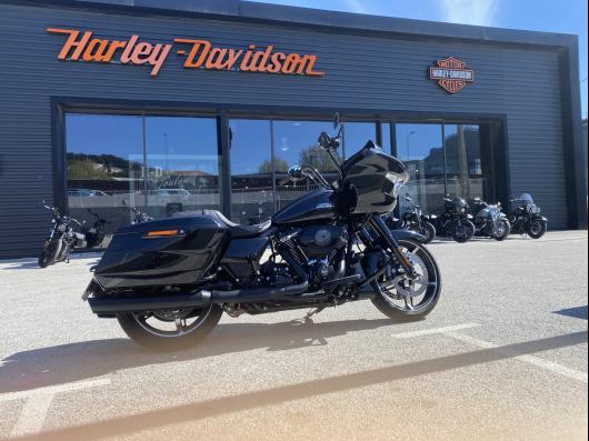 HARLEY-DAVIDSON TOURING ROAD GLIDE 1923