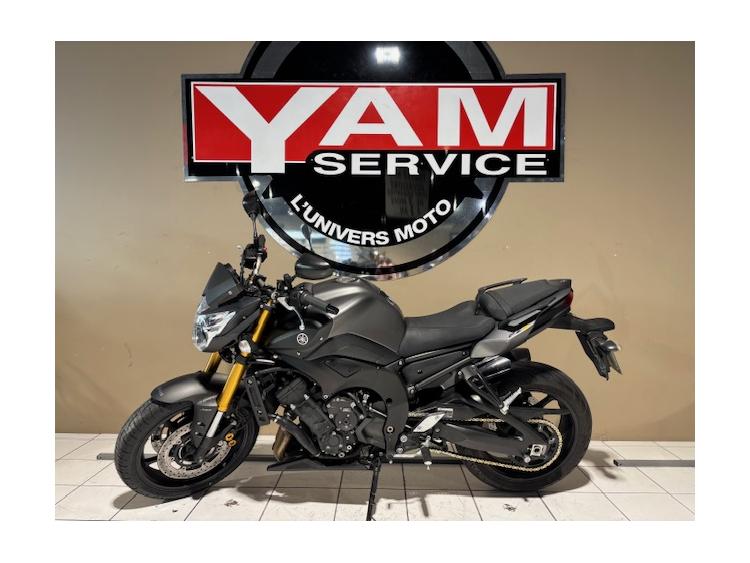 YAMAHA FZ8