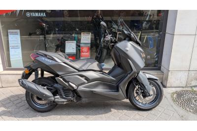 YAMAHA XMAX 125