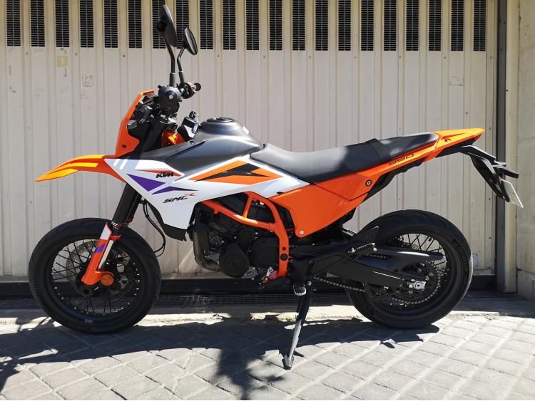 KTM 390 SMCR 